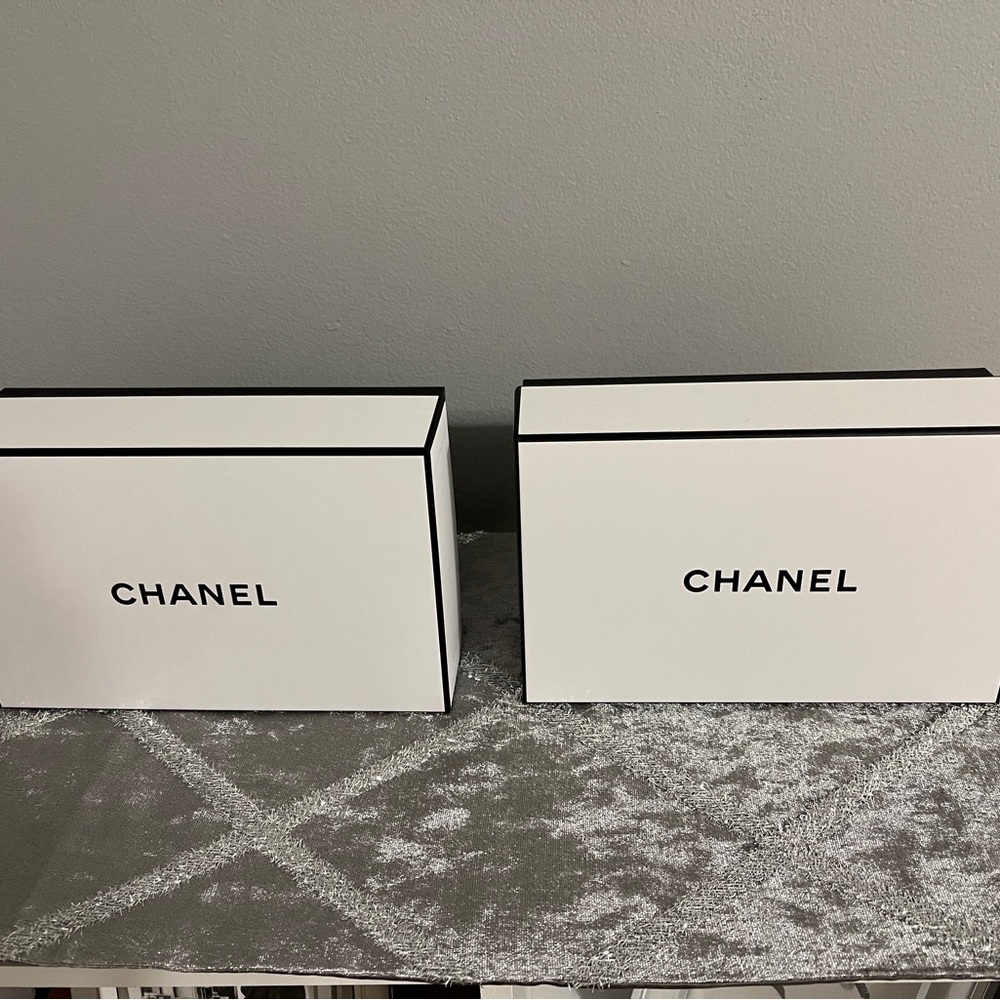 2 Chanel boxes - Picture 1 of 3